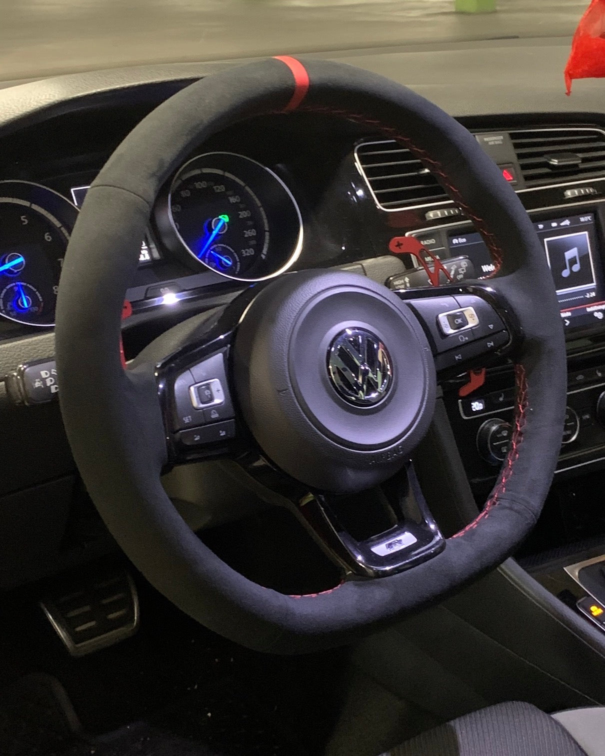 Volkswagen Golf/R-ARTEON - PASSAT