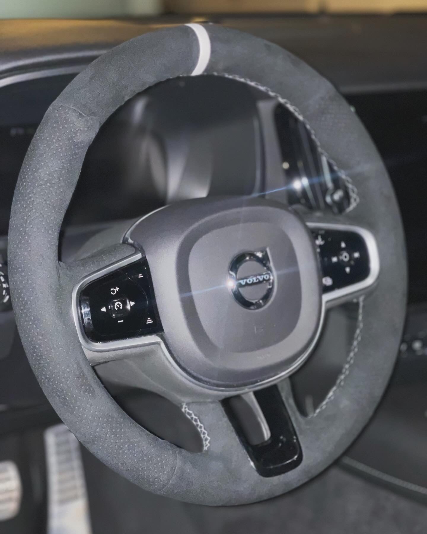 VOLVO V60/90 XC60/90 - R