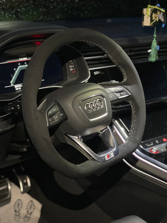 AUDI