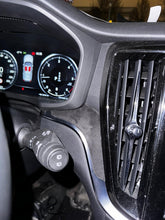 Ladda upp bild till gallerivisning, VOLVO - S / V / XC60 ALCANTARA INSTRUMENT PANEL
